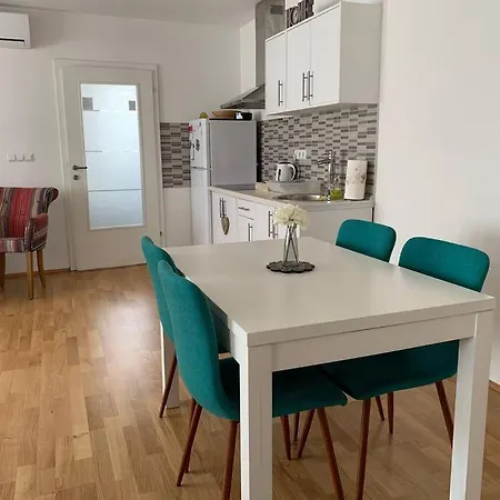 Apartment Divanhan, Old Town *